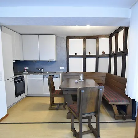 Gaestehaus Steinborn בית הארחה היימבאך