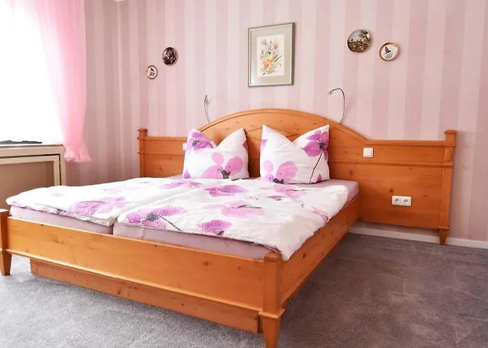 Gaestehaus Steinborn Pensjonat Heimbach