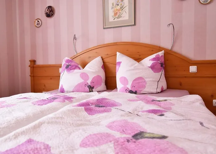 Gaestehaus Steinborn Konukevi Heimbach